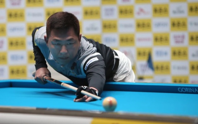 Cha con nhà họ Mã thất thủ ngay ngày ra quân Round 5 giải Billiards PBA Tour 2024