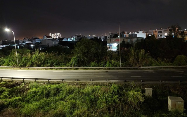 Vụ bộ xương người ở đường dẫn cao tốc: Thông tin bất ngờ về thẻ ATM và CCCD tại hiện trường