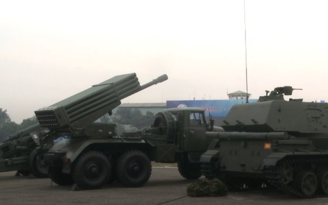 QĐND Việt Nam 'trình làng' nhiều vũ khí tự sản xuất tại triển lãm Quốc Phòng