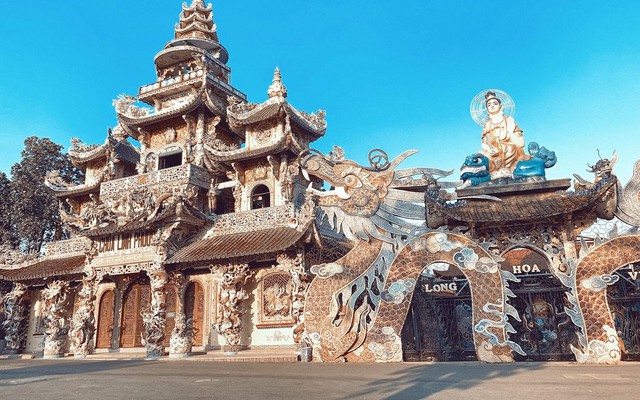 Sử dụng hàng triệu mảnh sành sứ, ngôi chùa cách trung tâm Đà Lạt 8km giữ tới 11 kỷ lục Việt Nam