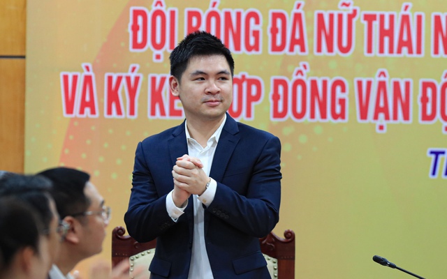 Dấu ấn bầu Quang & những "cú nổ" cho bóng đá Việt Nam