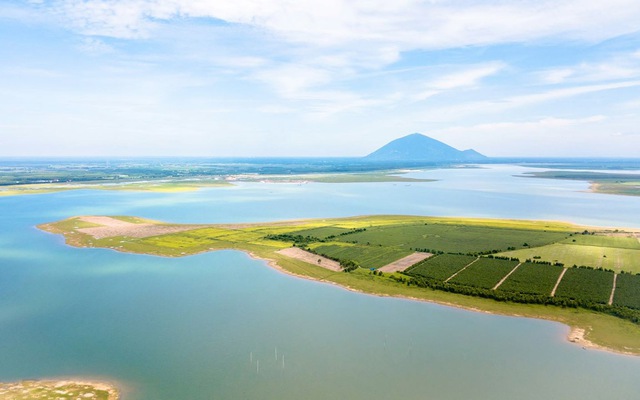 Phát hiện một hòn ngọc xanh nhân tạo cách TP Hồ Chí Minh chỉ 100km, được ca ngợi "lớn nhất Đông Nam Á"