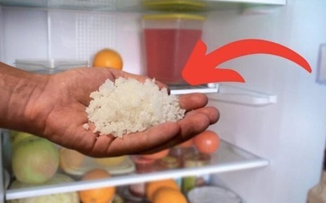Đặt bát muối trong tủ lạnh có công dụng gì?