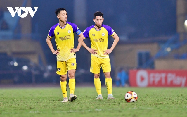 Hà Nội FC ghi điểm với CĐV vụ việc liên quan tới sân Hàng Đẫy