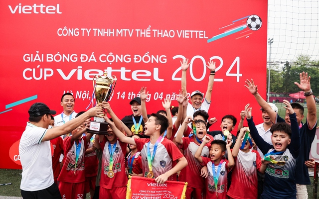 Đại gia V.League thực hiện kế hoạch lớn, đi tìm Hoàng Đức, Bùi Tiến Dũng tương lai