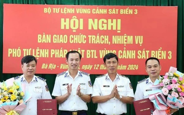 Bộ Quốc phòng bổ nhiệm Phó Cục trưởng, Phó Tư lệnh Vùng Cảnh sát biển