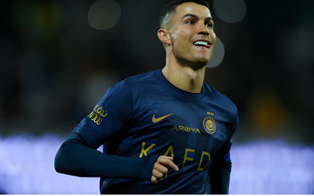 Ronaldo ghi hat-trick giúp Al Nassr thắng cách biệt khó tin