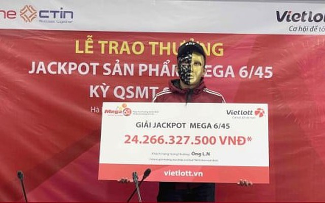 Săn độc đắc 300 tỷ đồng, người đàn ông bất ngờ trúng Jackpot hơn 24 tỷ