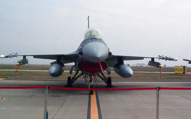 F-16 sẽ hiện diện trên chiến trường trong những tuần tới?
