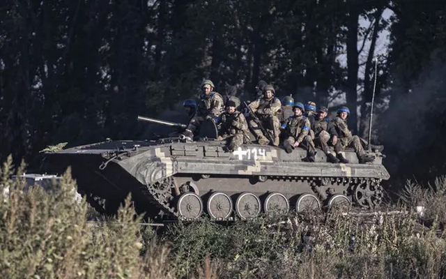 Ukraine điều lực lượng dự bị đến Kharkov