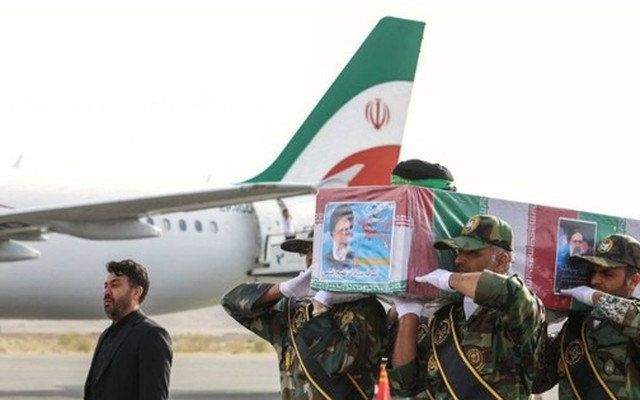 Hé lộ hậu trường 17 giờ hỗn loạn sau vụ rơi trực thăng chở Tổng thống Iran
