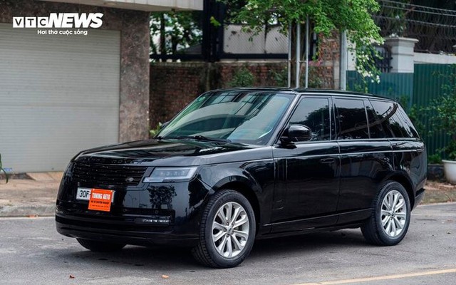 Chi gần 400 triệu đồng để 'hô biến' Range Rover 2012 thành xe 16 tỷ