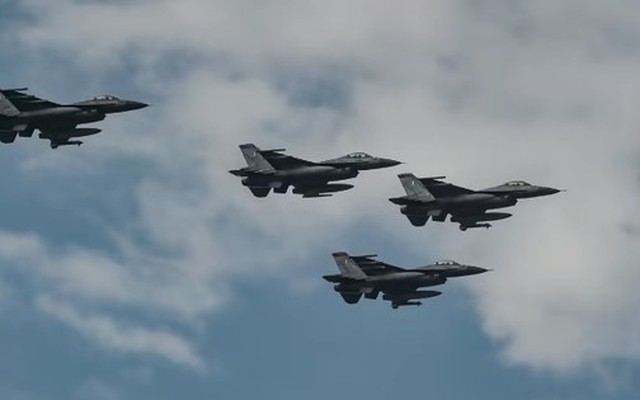 Đan Mạch cho phép Ukraine tấn công các mục tiêu quân sự ở Nga bằng máy bay F-16