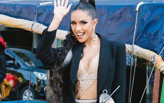 Thí sinh Hoa hậu Hòa bình lố lăng, phản cảm