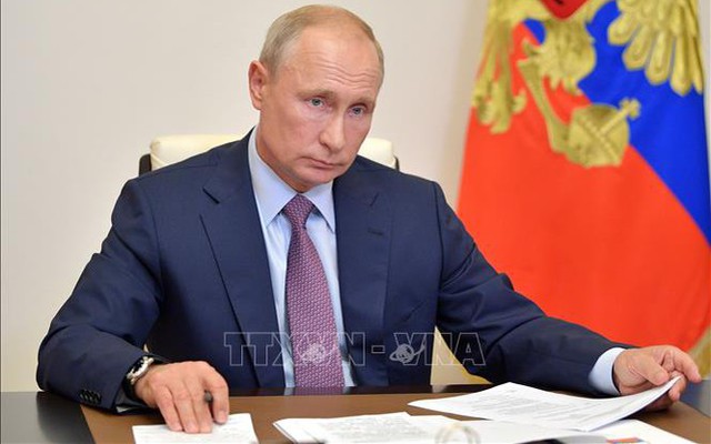 Tổng thống Nga ký sắc lệnh đầu tiên về kế hoạch phát triển đất nước sau nhậm chức