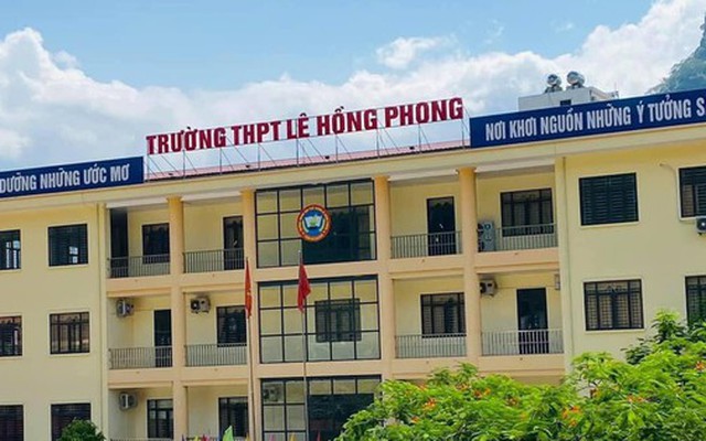 Hội phụ huynh thu 400 nghìn/em "mời cơm" hội đồng thi: Trường yêu cầu hoàn trả