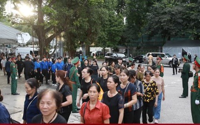 55.600 người tới viếng Tổng Bí thư Nguyễn Phú Trọng