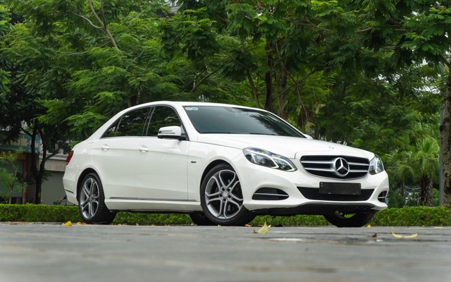 Rao Mercedes-Benz E 200 bản đặc biệt giá 640 triệu, người bán chia sẻ: ‘Bền như Vios, chăm chỉ hết 20 triệu/năm’