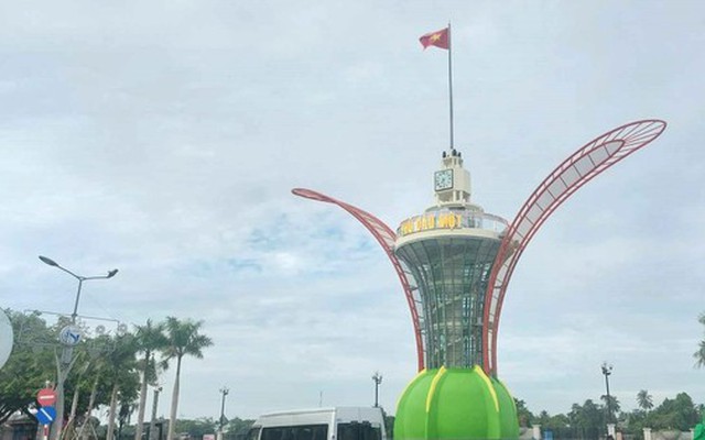 Ngắm công trình biểu tượng đất Thủ trên phố đi bộ đẹp nhất Bình Dương