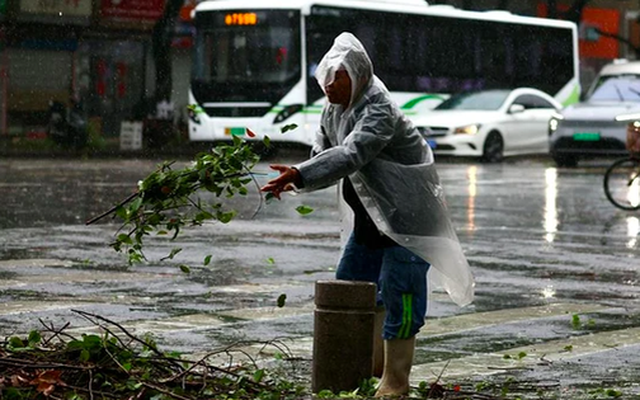 Bão Bebinca đổ bộ Thượng Hải, du khách Việt đi du lịch Trung Quốc có bị ảnh hưởng?