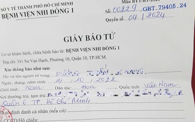 Bé trai 2 tuổi tử vong bất thường sau bữa ăn trưa ở trường