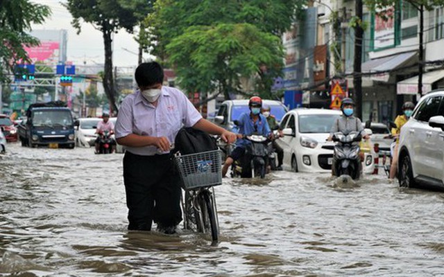 NÓNG: Học sinh Hà Nội được nghỉ học, kể cả học thêm vào ngày mai để tránh siêu bão Yagi