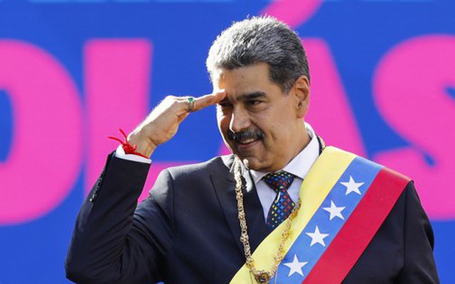 Tổng thống Venezuela Nicolás Maduro nhậm chức nhiệm kỳ 3 giữa sóng gió bủa vây