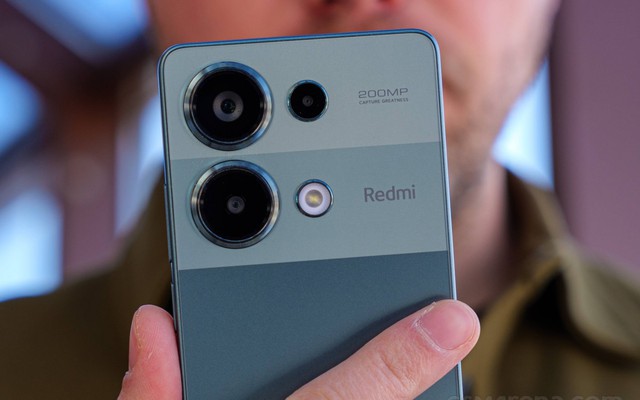 Điện thoại tầm trung "quốc dân" giá giảm còn 5 triệu: Màn AMOLED 6.67 inch, camera 200MP, sạc nhanh 67 W