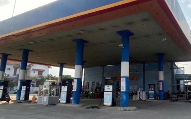 Bắt nghi phạm giết người tại cây xăng