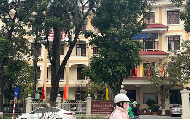 Tiến sĩ là giảng viên cơ hữu của viện đào tạo dù chưa từng nộp hồ sơ xin việc