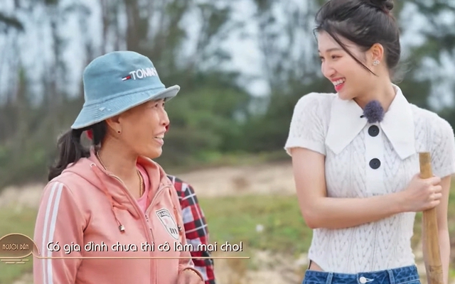 Phương Nhi đang nhặt rác ở biển thì được mai mối, con dâu tỷ phú có màn đối đáp được khen EQ kịch trần