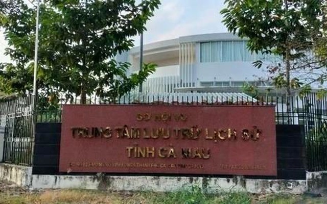 Tạm đình chỉ chức vụ Phó giám đốc Trung tâm lưu trữ lịch sử tỉnh Cà Mau