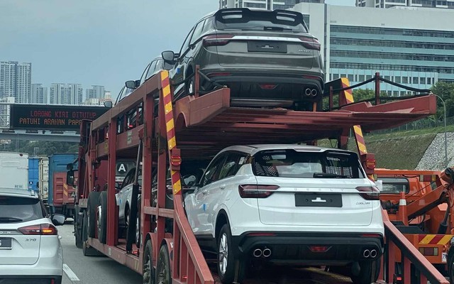 Thực hư ảnh Geely Cooray đồn đoán ở Việt Nam: Có chi tiết cố tình bị che, có thể lắp trong nước nhưng chưa phải bây giờ