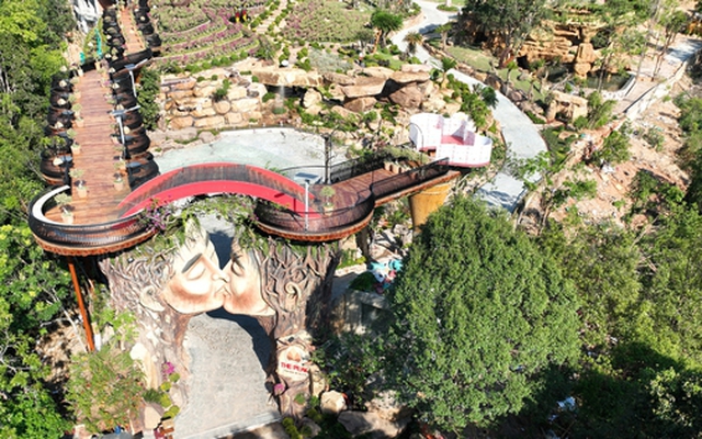 Buộc phá dỡ khu du lịch được gọi là “kiệt tác nghệ thuật” ở Phú Quốc