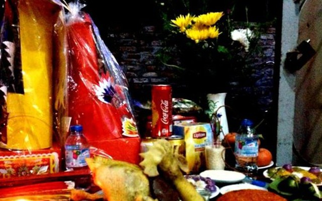 Văn khấn cúng Giao thừa năm Ất Tỵ 2025 và điều cần tránh để may mắn cả năm