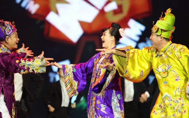 "Táo quân" tết Ất Tỵ 2025 với những câu nói gây sốt mạng xã hội của Táo Giao thông