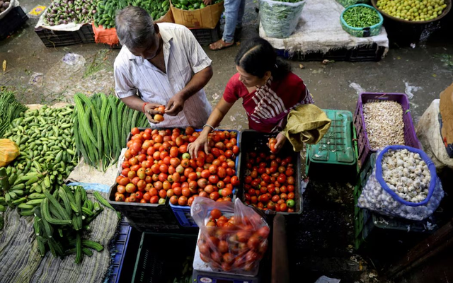 Thế khó của siêu cường đang lên ở châu Á nhăm nhe soán ngôi Nhật Bản: GDP dự kiến thấp nhất 4 năm, bị kéo lùi vì ngành chiếm 17% GDP suy giảm