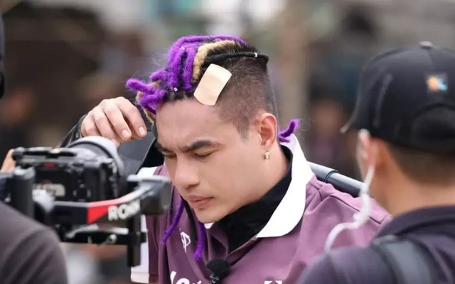 Lê Dương Bảo Lâm gặp sự cố