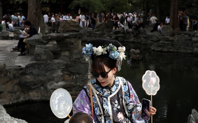 Khách chi hơn 110 tỷ USD trong 'siêu tuần lễ Vàng' của Trung Quốc