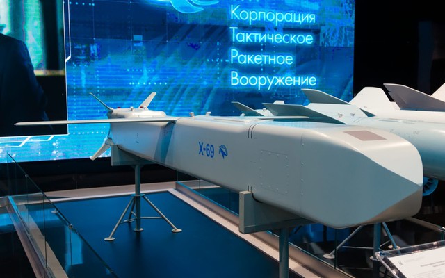 Bất ngờ lớn khi Kh-69 tối tân bị bắn hạ bởi tên lửa giá rẻ APKWS