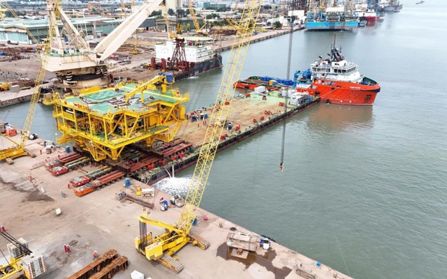 Kỳ tích trên Biển Đông: Việt Nam khai mở "mạch vàng đen" quý giá