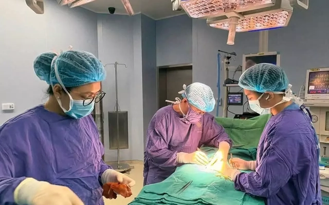 Hi hữu: ‘Cậu nhỏ’ bị cương suốt 10 ngày liên tục, nguy cơ hoại tử cao