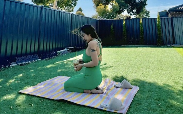 Nữ nghệ sĩ có biệt thự từ Việt Nam đến Úc, ăn ốc 2,5 triệu 1 con, hôn nhân viên mãn bên chồng doanh nhân