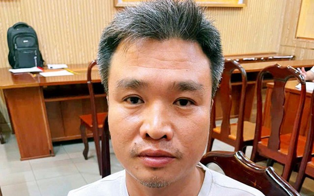 Bắt Phạm Văn Tuyên sinh năm 1982 - kẻ cầm đầu nhóm bán vàng giả