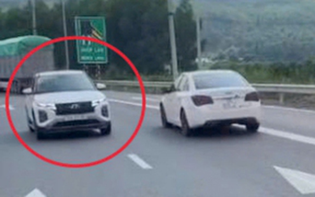 Đi ngược chiều trên cao tốc Tuyên Quang – Phú Thọ, tài xế bị phạt 35 triệu đồng