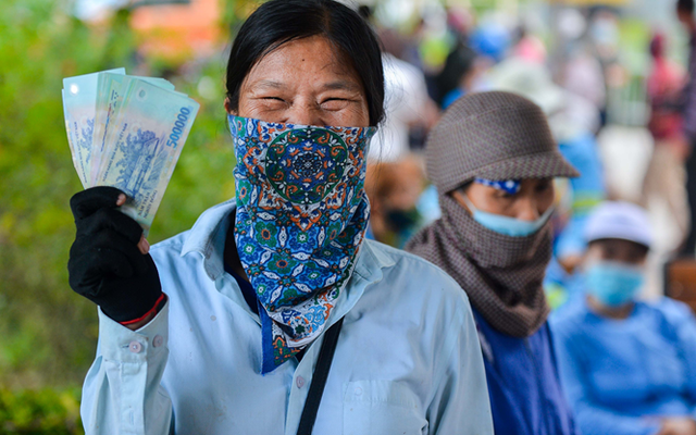 Những người dân nào sẽ nhận được 1,3 triệu đồng dịp Tết Nguyên đán tới đây?