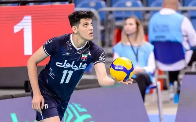 Ngôi sao bóng chuyền Iran bất ngờ hôn mê sau buổi tập