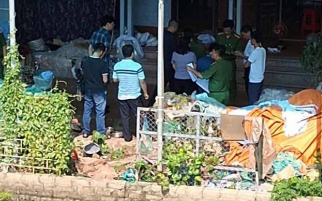 Chồng tử vong trong bể nước, vợ bị thương nặng vùng đầu: Hiện trường có gì bất thường?