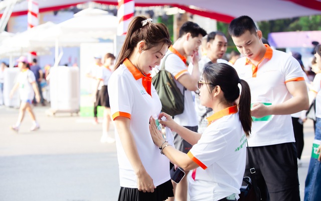 Dàn sao Việt cùng chạy vì môi trường không khói thuốc