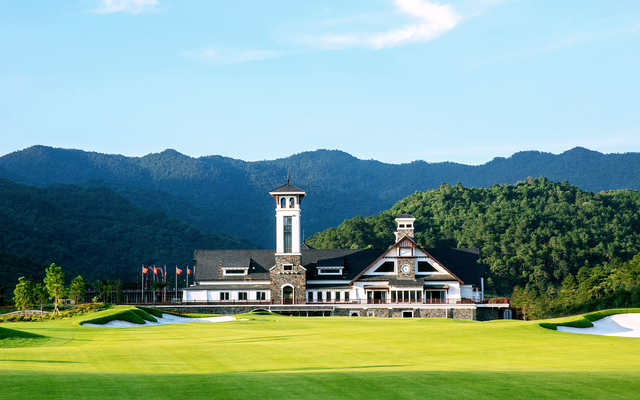 Thanh Lanh Valley Golf & Resort lọt top 10 sân golf phục vụ khách du lịch tốt nhất Việt Nam